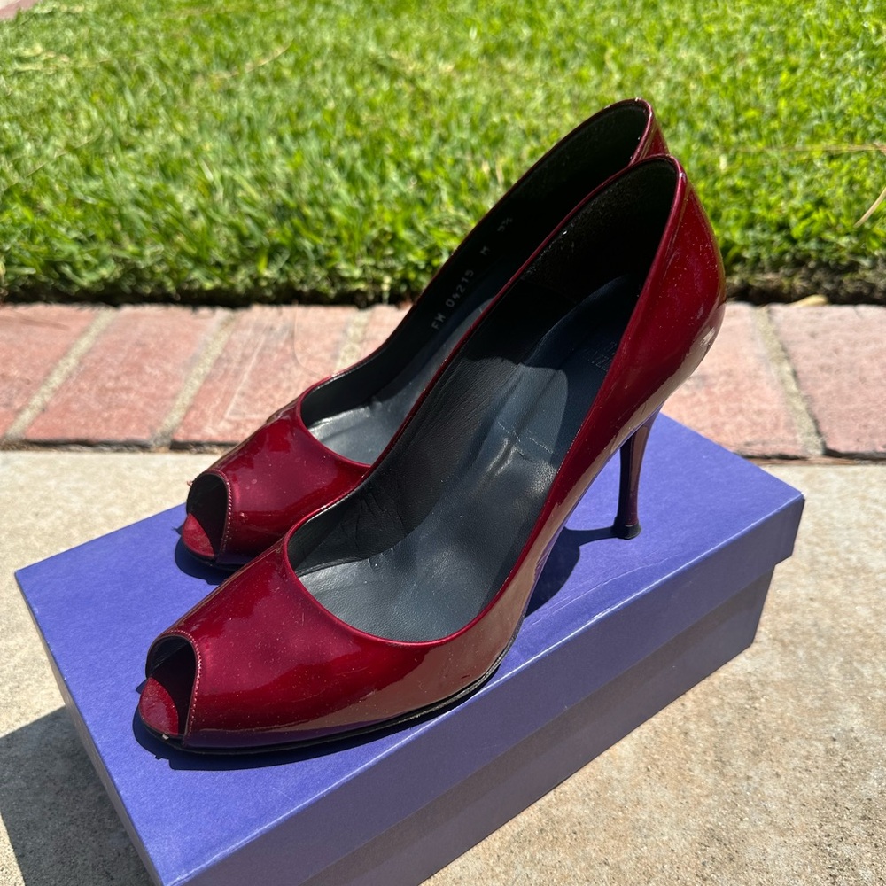 Stuart Weitzman Red Heels (Size 9.5)